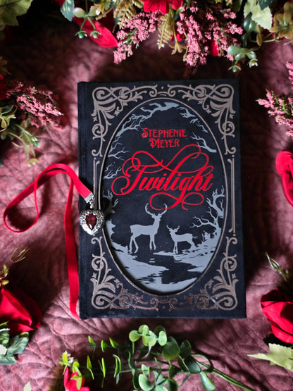 Twilight by Stephenie Meyer